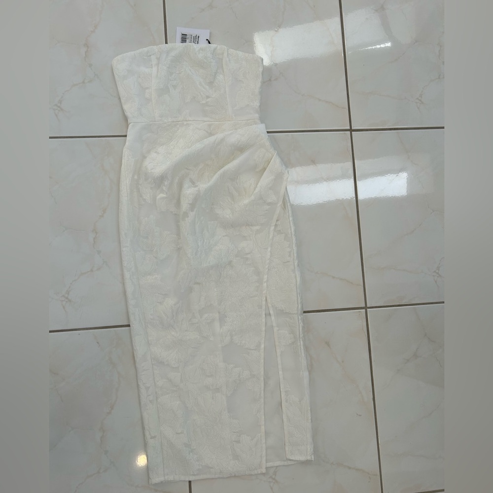 Showpo Strapless Cream Floral Dress